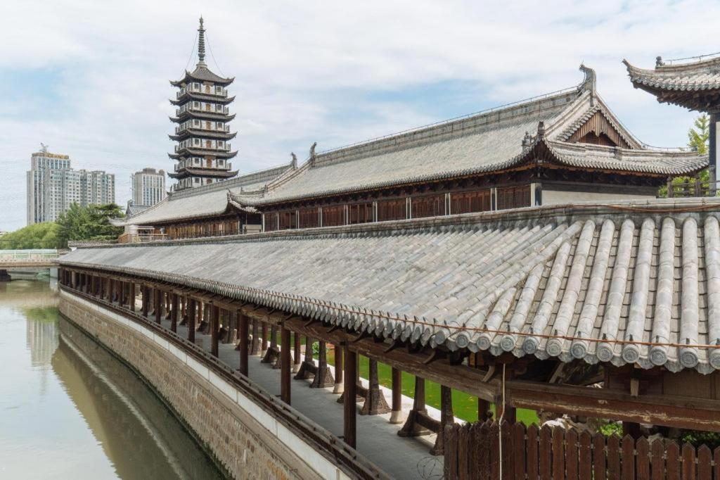 Hotel Hanting Zhenping Road Railway Station New Shanghai